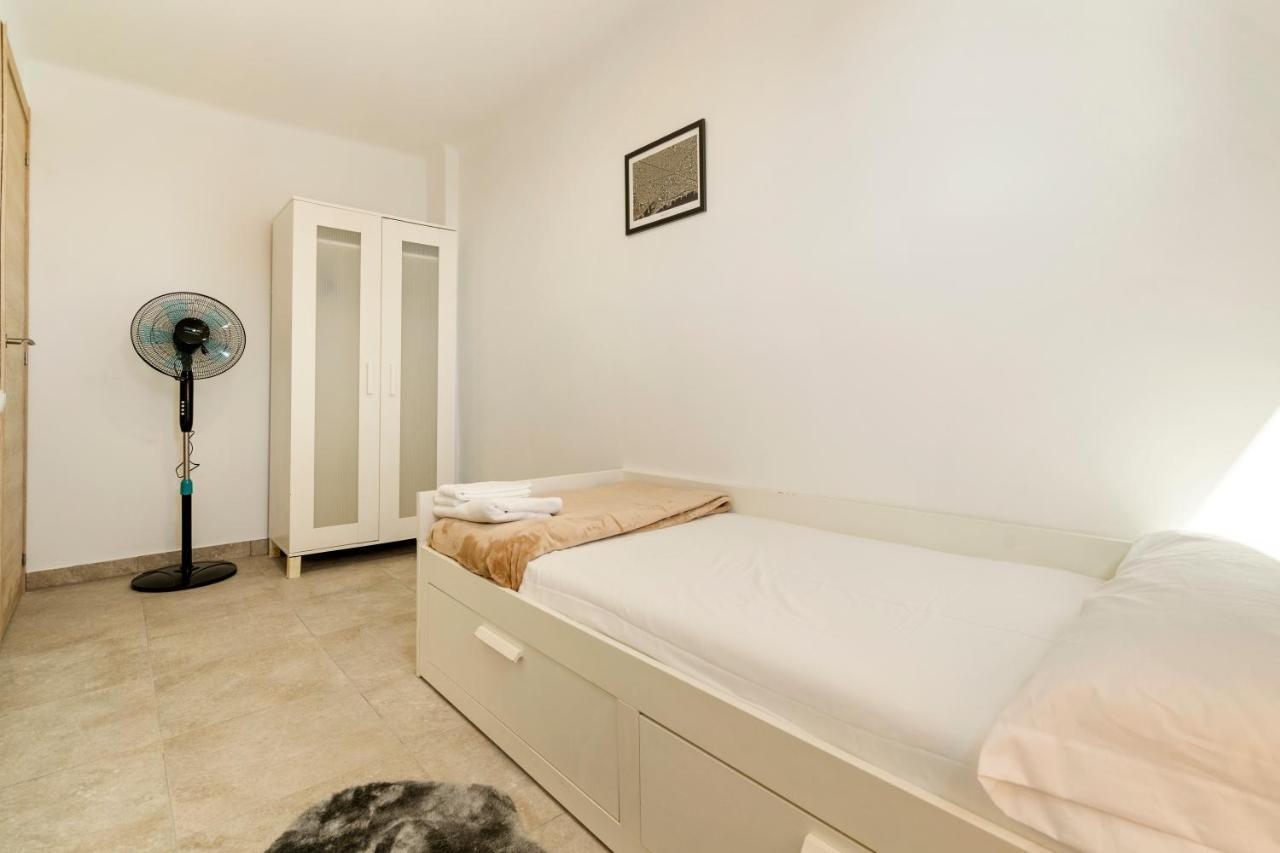 Apartamento Cerca De La Playa Barcelone Extérieur photo