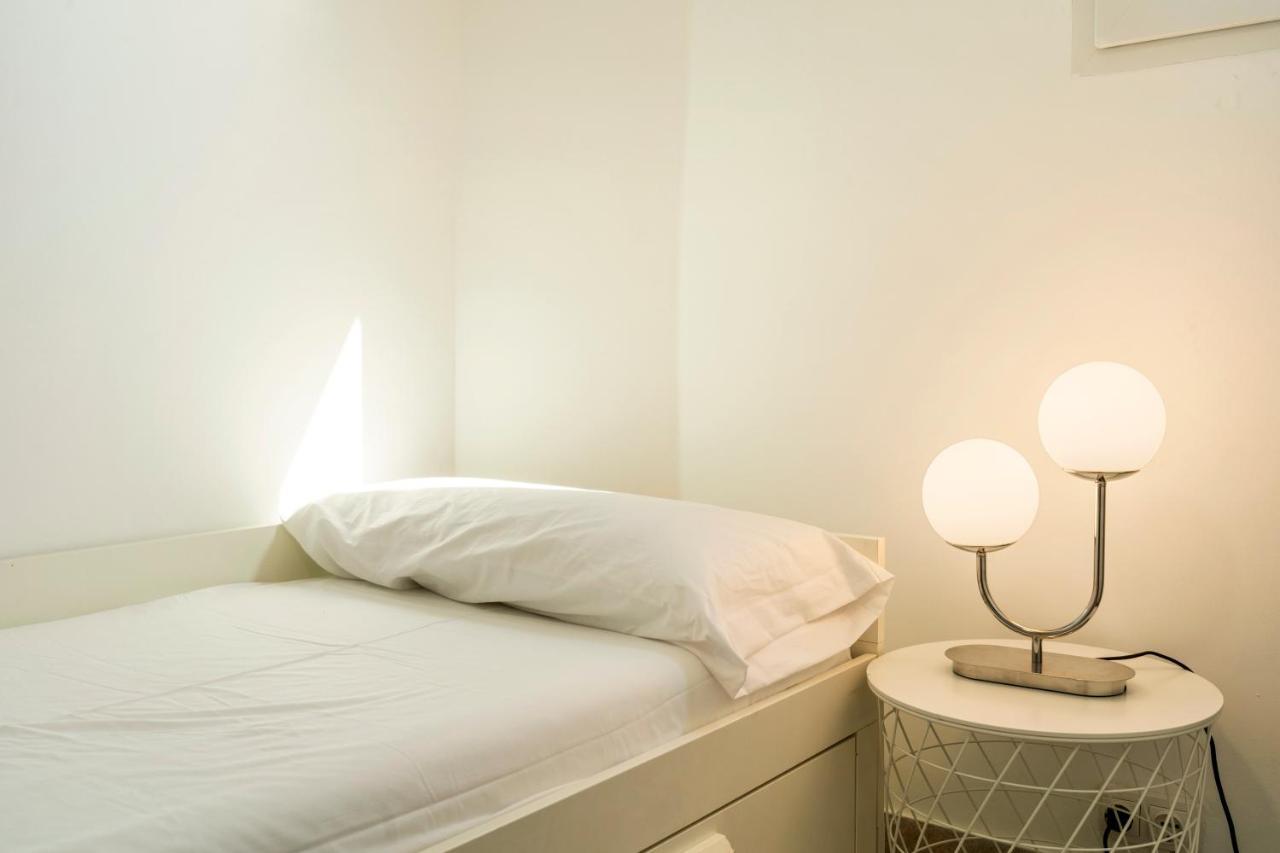 Apartamento Cerca De La Playa Barcelone Extérieur photo